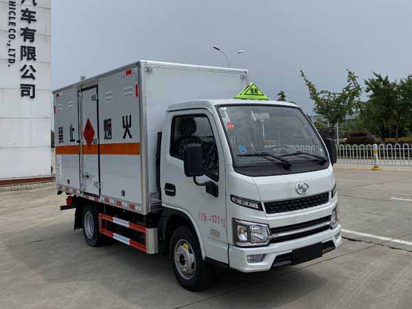 楚勝牌CSC5043XRYSH6型易燃液體廂式運(yùn)輸車